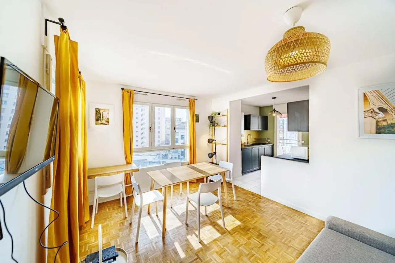 Le Wilson Appartement 4Pers Avec Balcon Charpennes Villeurbanne Apartment